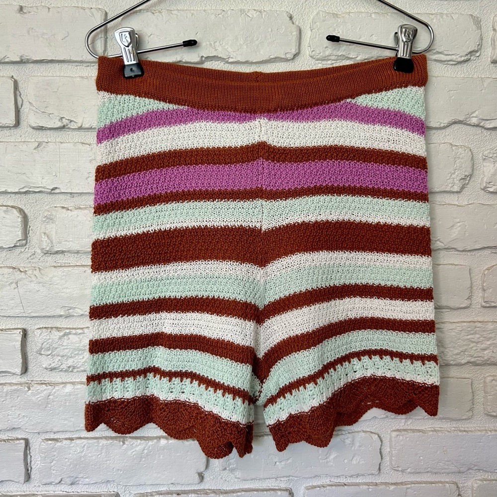 No Comment High Waist Striped‎ Crochet Knit Shorts Size Small